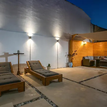 Iriada House Nyaraló *