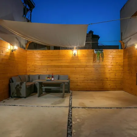 Iriada House Tatil Evi