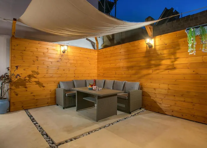 Iriada House Tatil Evi *