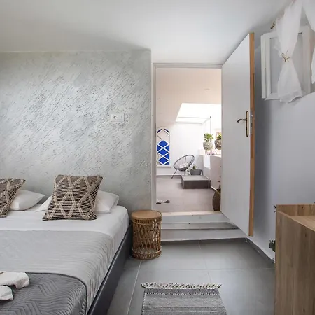 Nyaraló Iriada House *