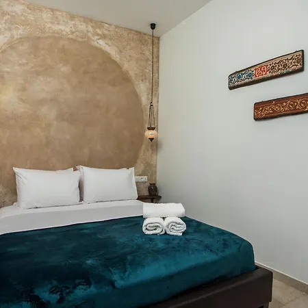 Iriada House