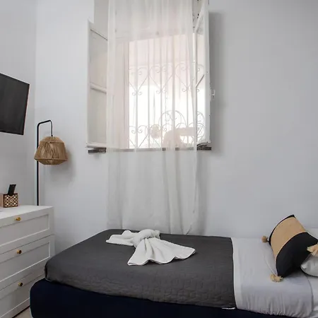 Iriada House Holiday home *